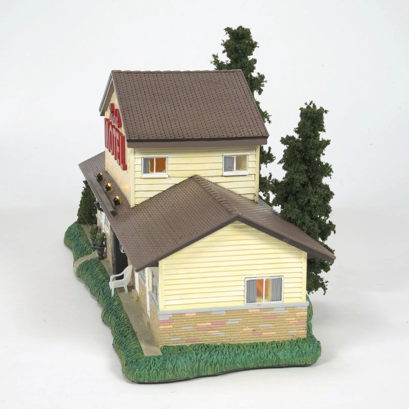 Department 56 Hot Properties Village|The Rosebud Motel